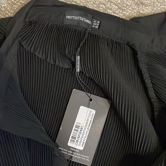 Pretty little thing *NWT* fits like L to XL - Picture 7 of 8